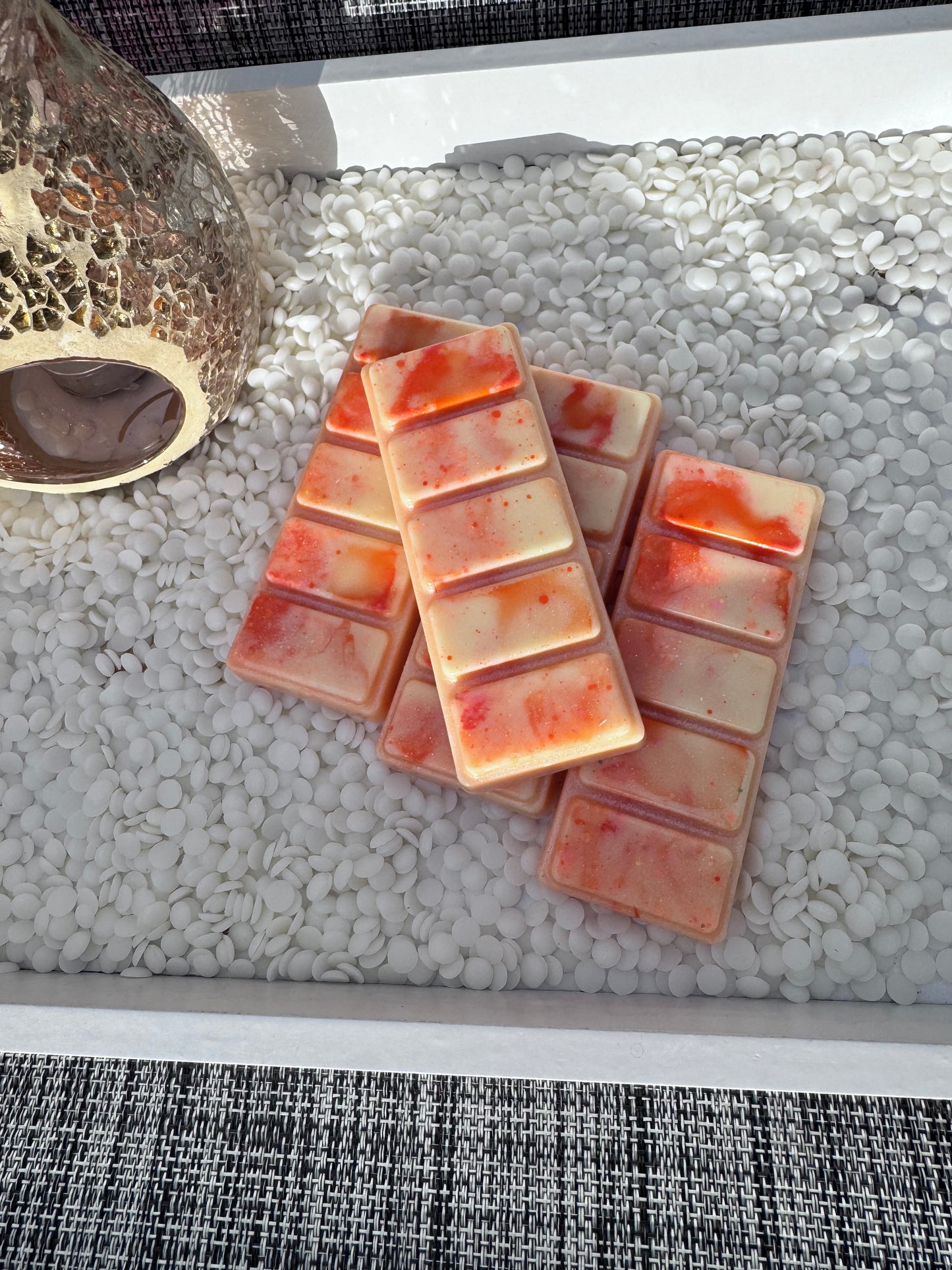 🐣 April Monthly Pour: The Easter Collection 🌸